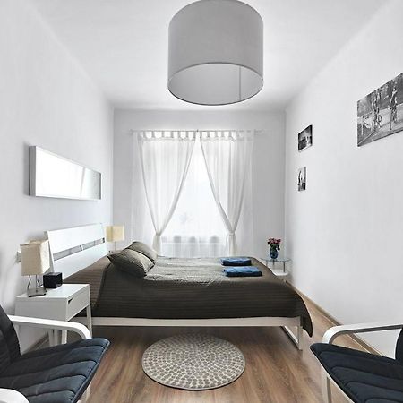 Lovely Apartment Krasków Εξωτερικό φωτογραφία